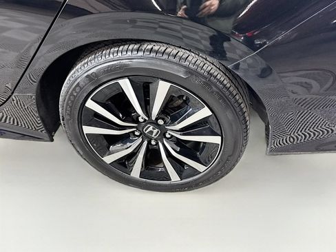 Used 2023 Honda Civic EX image 5