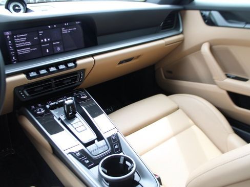 Used 2020 Porsche 911 Carrera S image 21