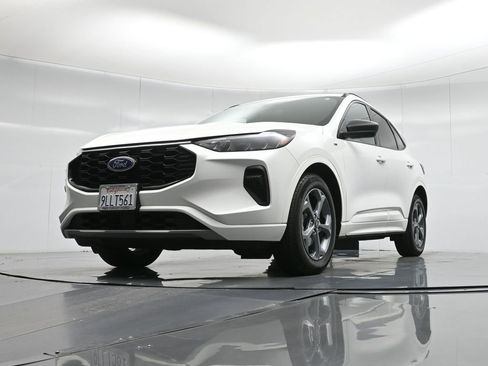 Certified 2024 Ford Escape ST-Line w/ Equipment Group 301A image 46