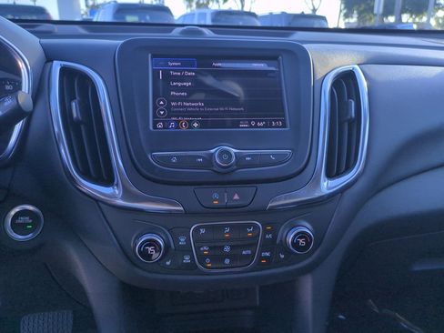 Used 2024 Chevrolet Equinox LT image 25