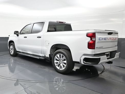 Used 2024 Chevrolet Silverado 1500 Custom RWD image 3