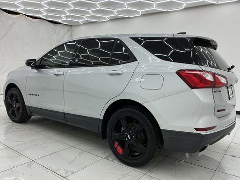 Used 2019 Chevrolet Equinox LT FWD image 12