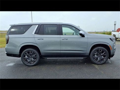 New 2026 Chevrolet Tahoe Premier image 9