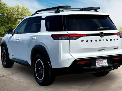 New 2026 Nissan Pathfinder Rock Creek w/ Rock Creek Premium Package AWD/4WD image 3