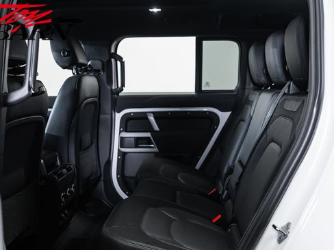 Used 2023 Land Rover Defender 110 X-Dynamic SE AWD/4WD image 42