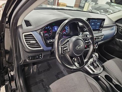 Used 2021 Kia Seltos S image 7