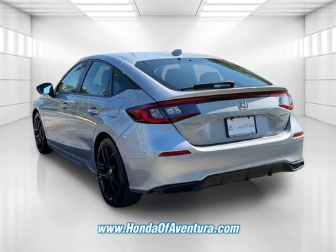 Certified 2024 Honda Civic Sport image 4
