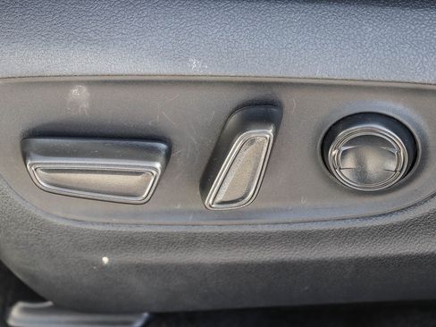 Certified 2025 Toyota RAV4 XLE AWD/4WD image 20