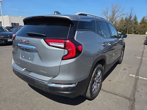 Used 2023 GMC Terrain SLT w/ Tech Package image 5