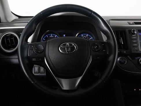 Used 2018 Toyota RAV4 Limited image 27