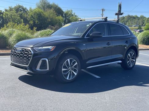 Used 2023 Audi Q5 2.0T Premium w/ Convenience Package AWD/4WD image 3