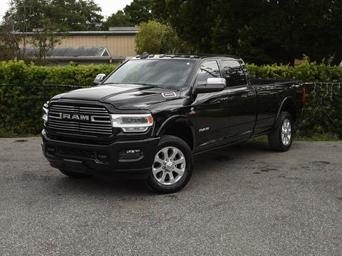 Used 2022 RAM 3500 Laramie AWD/4WD image 1