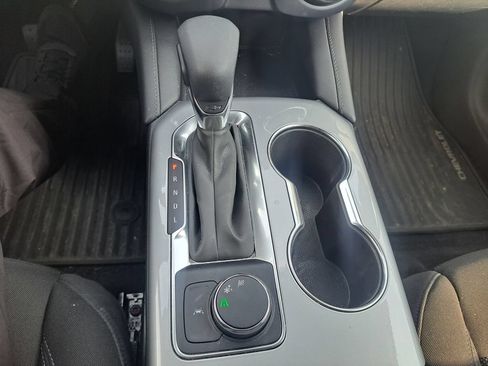 Used 2022 Chevrolet Blazer LT FWD image 19