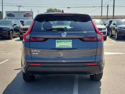 Used 2025 Honda CR-V LX image 5