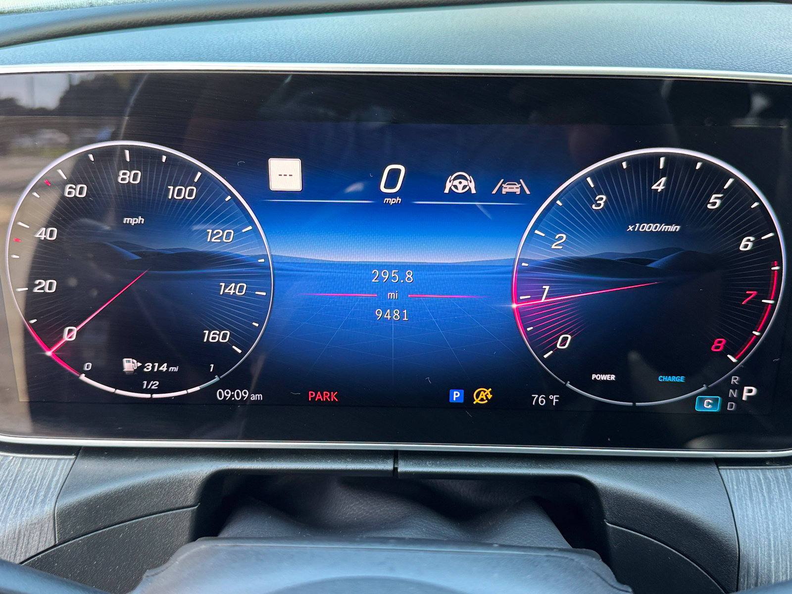 Used 2025 Mercedes-Benz C 300 Sedan image 26