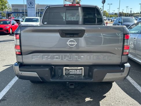 Certified 2023 Nissan Frontier SV w/ SV Convenience Package RWD image 6