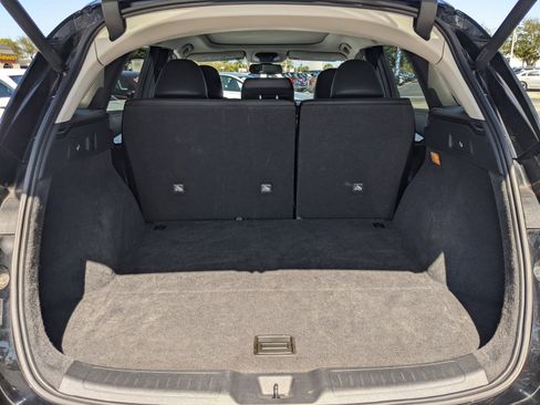 Used 2019 INFINITI QX50 Essential w/ Proactive Package image 9