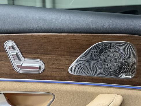 Certified 2025 Mercedes-Benz GLS 450 GLS 450 image 38