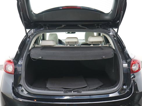 Used 2017 MAZDA MAZDA3 Grand Touring w/ Premium Equipment Package FWD image 16
