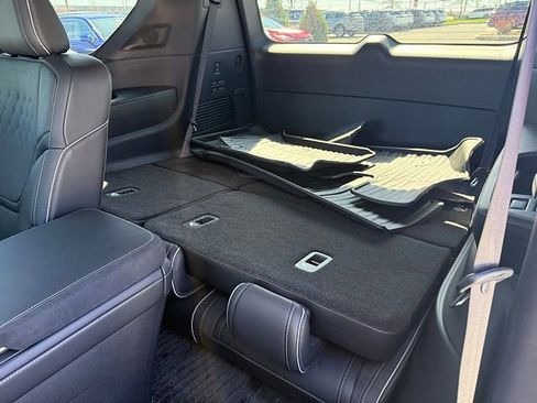 Certified 2026 INFINITI QX80 Autograph w/ Premium Cargo Package AWD/4WD image 17