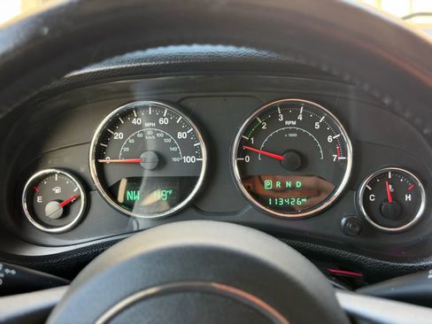 Used 2014 Jeep Wrangler Unlimited Sport w/ Power Convenience Group image 40