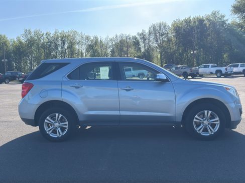 Used 2014 Chevrolet Equinox LS AWD/4WD image 24