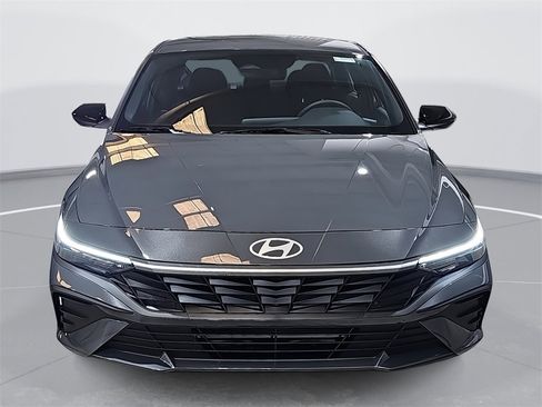 New 2025 Hyundai Elantra Sport image 2