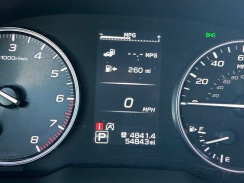 Used 2024 Subaru Outback Premium AWD/4WD image 8