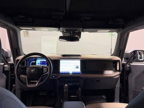 Used 2022 Ford Bronco Wildtrak AWD/4WD image 33