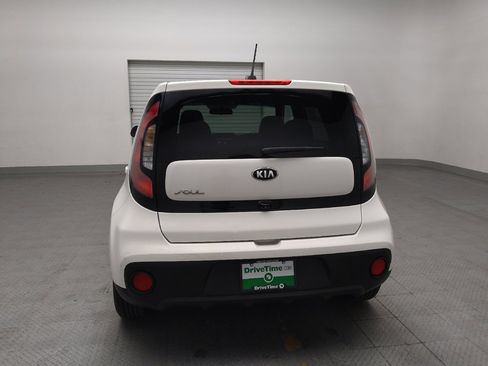 Used 2019 Kia Soul FWD image 6