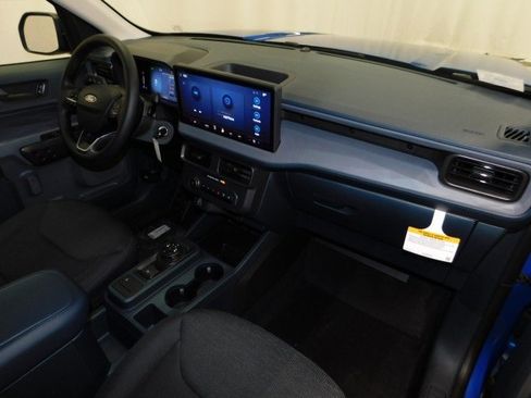 New 2025 Ford Maverick XL w/ Equipment Group 101A image 19