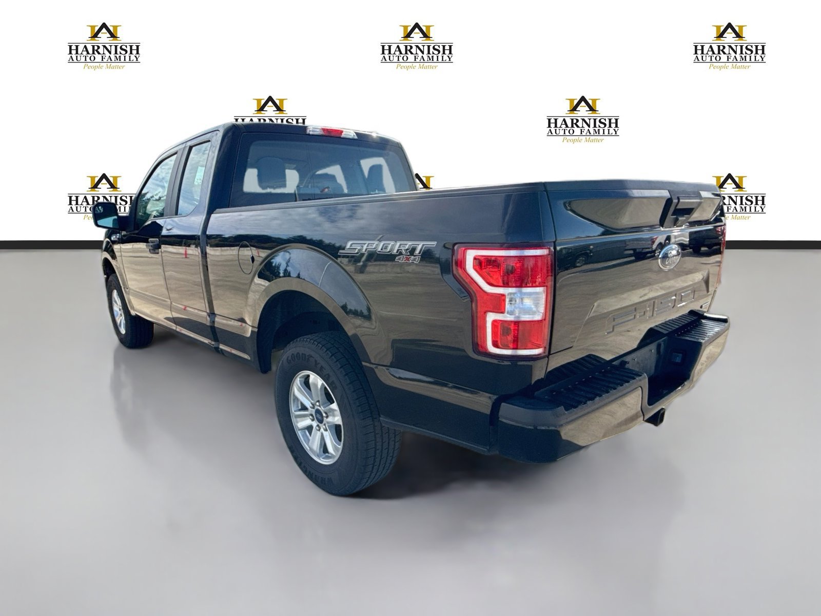 Used 2019 Ford F150 XL w/ Equipment Group 101A Mid AWD/4WD image 3
