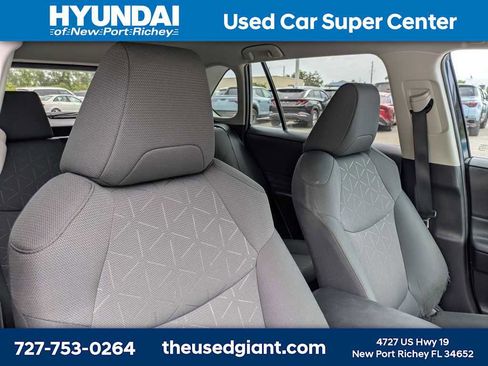 Used 2024 Toyota RAV4 AWD Hybrid image 6