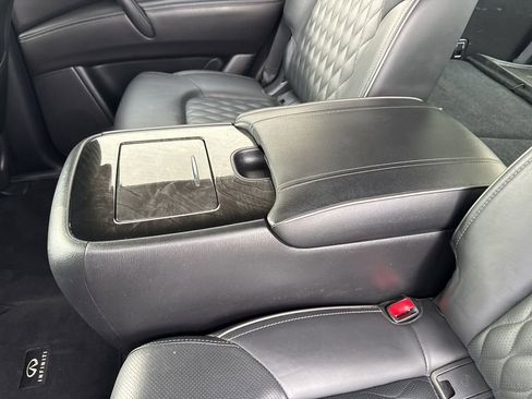Used 2021 INFINITI QX80 Sensory w/ All-Season Package image 15