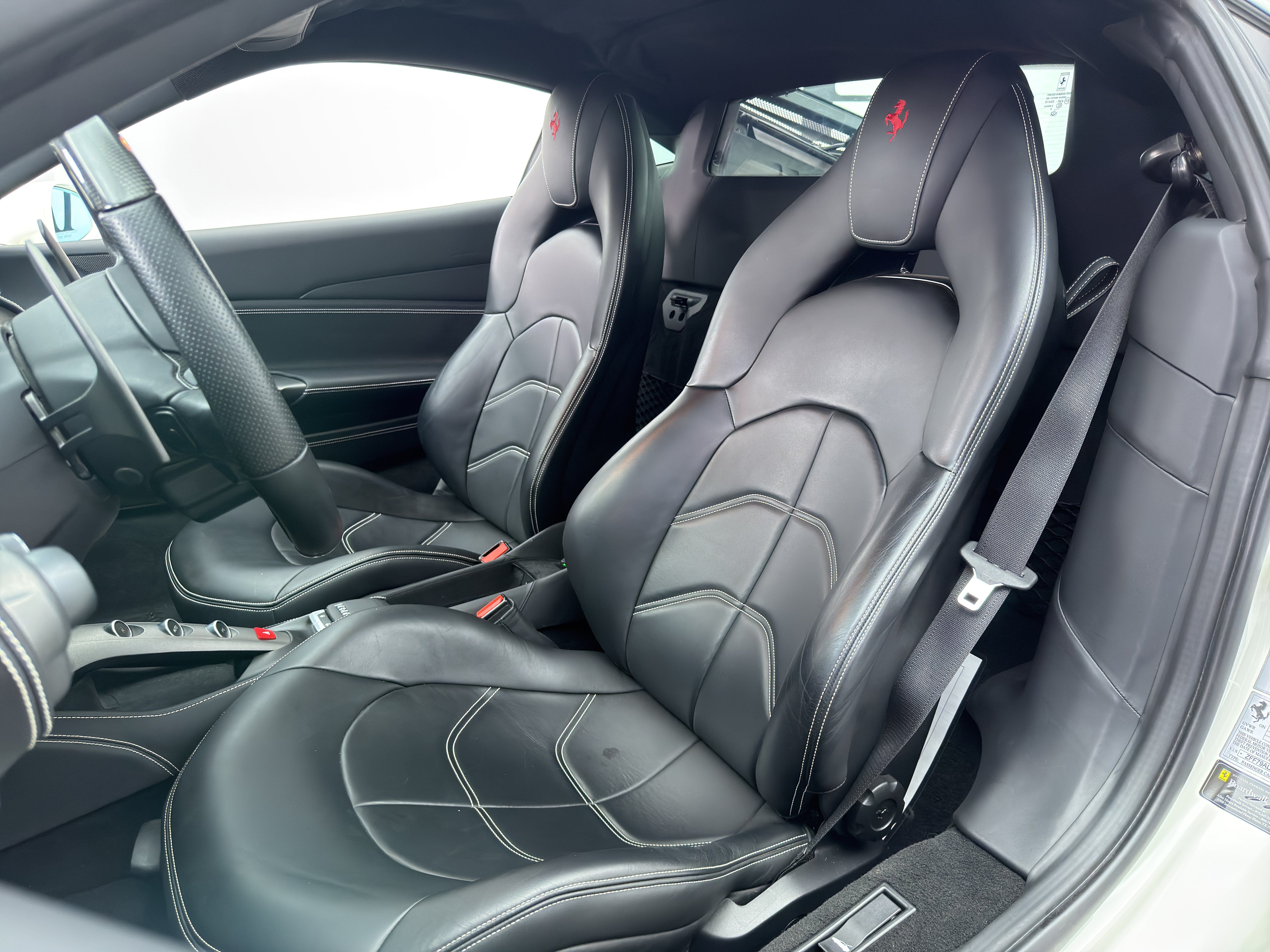 Used 2019 Ferrari 488 GTB RWD image 28