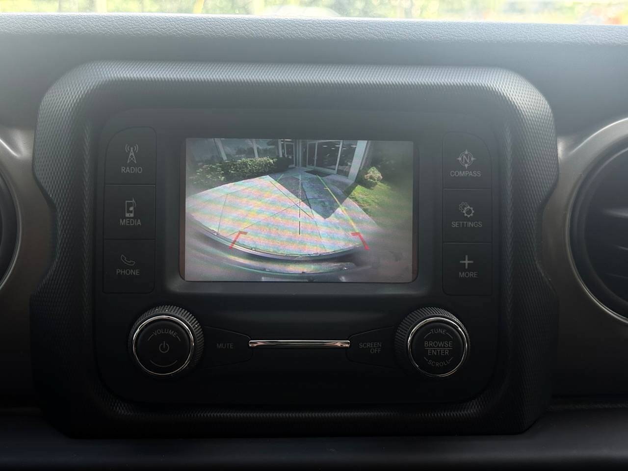 Used 2019 Jeep Wrangler Unlimited Sport S AWD/4WD image 13