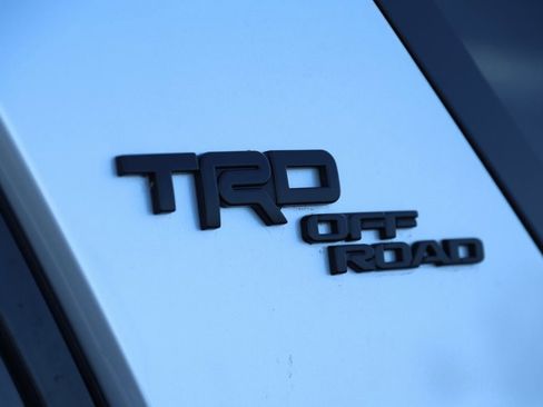Used 2023 Toyota 4Runner TRD Off-Road Premium image 8