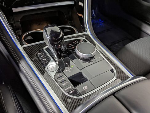 Used 2025 BMW M850i xDrive Coupe image 26