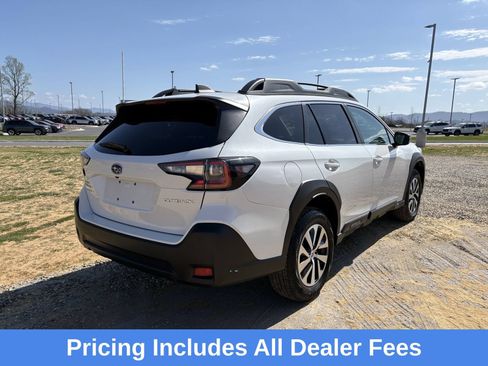 Certified 2025 Subaru Outback Premium AWD/4WD image 9