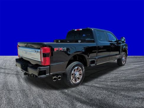 Certified 2025 Ford F250 King Ranch AWD/4WD image 4