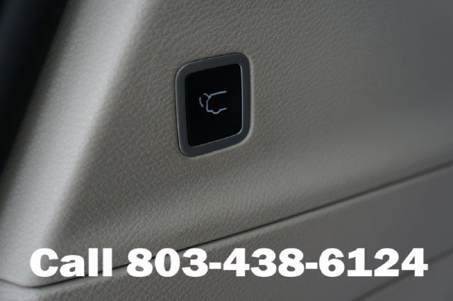 Used 2023 Chrysler Pacifica Touring-L FWD image 17