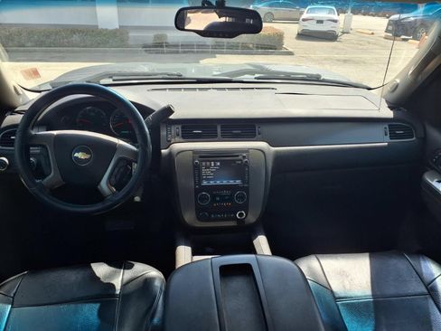 Used 2013 Chevrolet Silverado 2500 LTZ w/ LTZ Plus Package AWD/4WD image 3