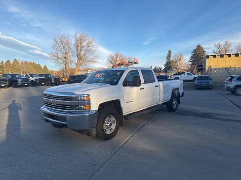 Used 2015 Chevrolet Silverado 2500 W/T w/ WT Convenience Package AWD/4WD image 6
