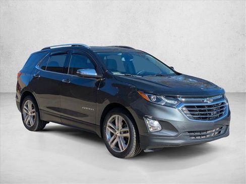 Used 2020 Chevrolet Equinox Premier image 3