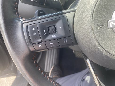 Used 2024 Nissan Pathfinder Rock Creek AWD/4WD image 11
