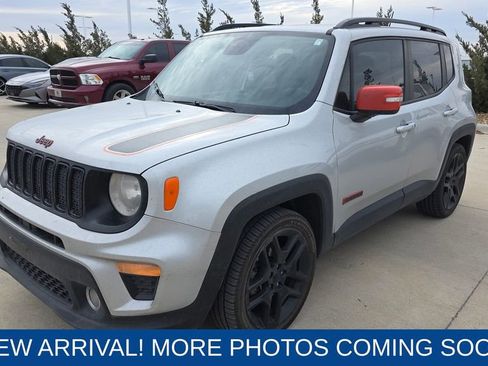Used 2020 Jeep Renegade Latitude image 1