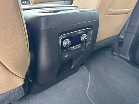 Used 2024 Chevrolet Suburban Premier w/ Premium Package AWD/4WD image 26