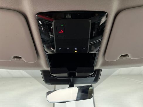 Used 2025 Mitsubishi Outlander SE AWD/4WD image 72