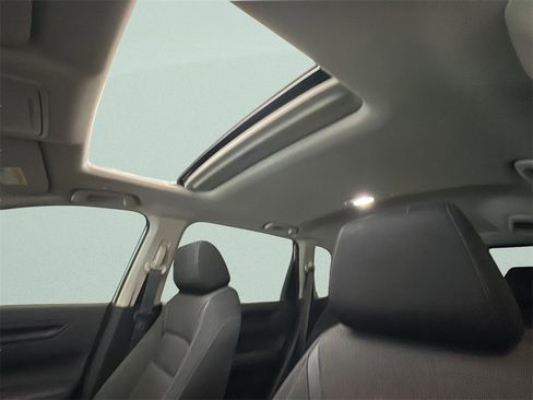 Certified 2023 Honda CR-V EX image 9