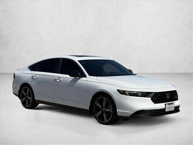 Used 2024 Honda Accord Sport image 3